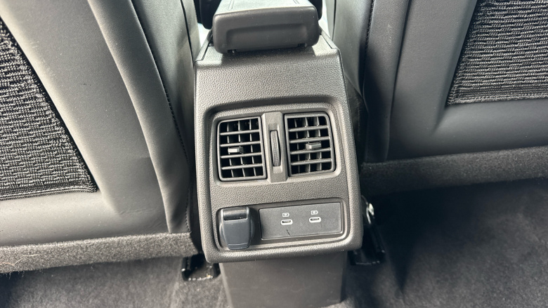 Renault Symbioz 1.6 E-Tech FHEV 145 Techno Esprit Alpine 5dr Auto Hybrid Estate